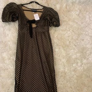 Woman’s Midi Dress